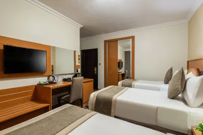 Golden Tulip Al Shakreen