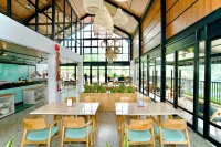 Gulala Azana Hotel & Resort Guci Tegal - Park Yeri