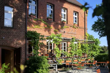 Alte Schule Reichenwalde Отели в г. Хайдезе