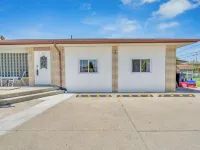 Parkside Flat #5 - Seacliff Beach Suites - Parkering