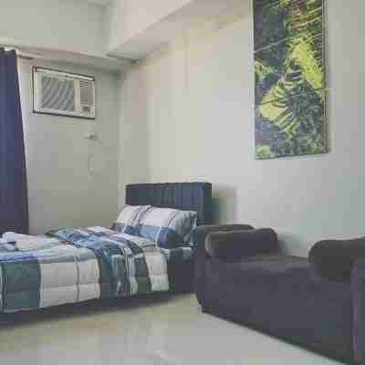 Vista Shaw by Charles Rooms