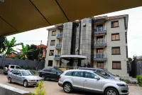 Eric Wilkins Apartments - Bãi đậu xe