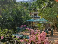 Sinharaja Park Hotel Các khách sạn ở Deniyaya