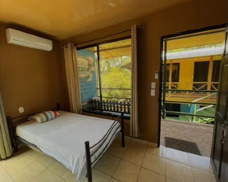 Hotel El Icaco Tortuguero Hotels in Colorado