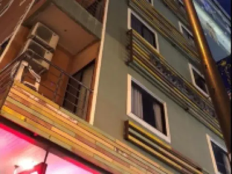 Patong Dynasty Royal Hotel Hoteles cerca de Panya Taxi Phuket