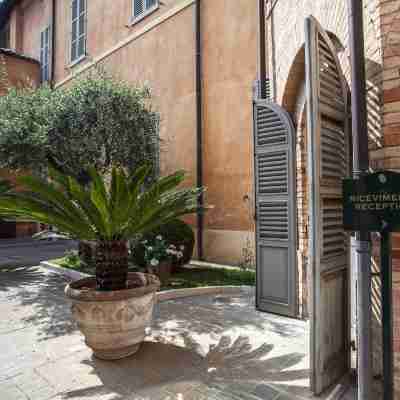 Palazzo Galletti Abbiosi Hotel Exterior