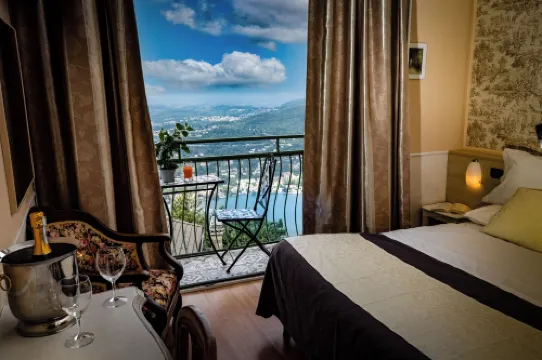 albergo Vista Lago Brunate