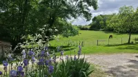 Les Jardins de Camelot Các khách sạn ở Asques