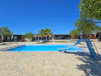 Delux Eco Hotels in Opcina Pirovac