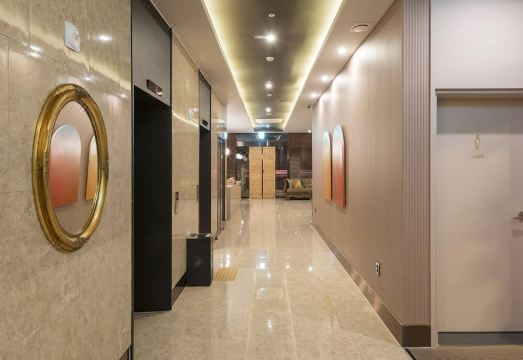 브라운 도트 호텔 내부