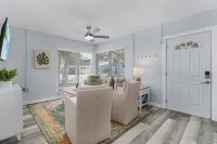 레드어닝에서의 멋진 풀 홈인 171 워싱턴 ~ 둔 아워 씽 ~ 유닛 D ~ 2 베드룸 집 포트마이어비치 호텔