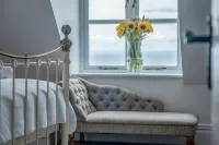 Penally Manor - Luxurious Manor House - Tenby Hotels in Penally