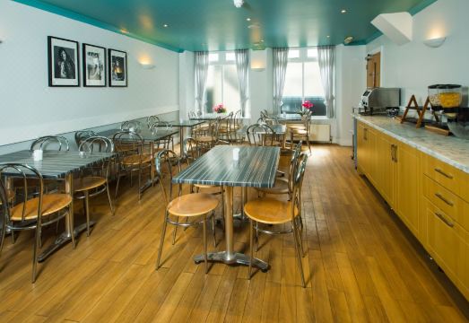 카링 호텔 전경