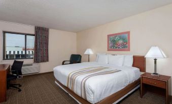 Norwood Inn & Suites Indianapolis