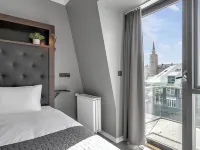 Aska Holt Hotels near Reykjavík City Hall