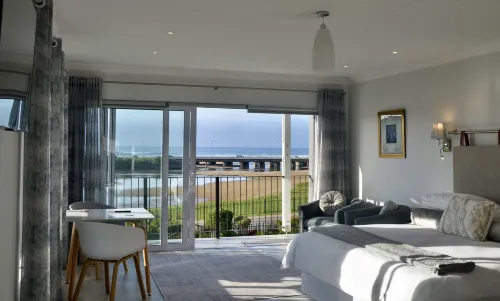 Serenity Ocean Lodge - 4-Star