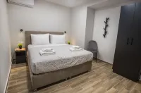 Raise Averof Serviced Apartments Các khách sạn ở Central Athens