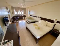 Lago de Oro Hotel & Wakepark Hotels in Calatagan