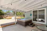 Fun, Family-Friendly Old Town Home with Hot Tub! Hotels in Fort Collins