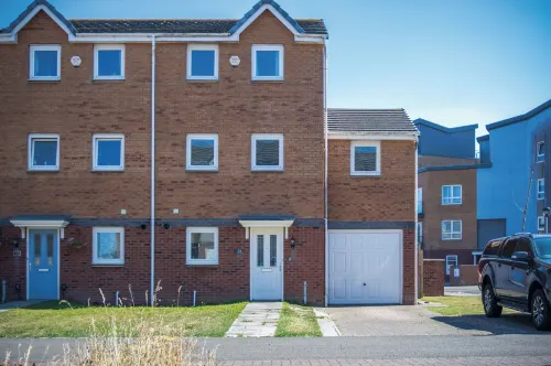 Swn Y Mor - 4 Bedroom Holiday Home - Llanelli