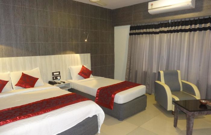 Hotel River Bay