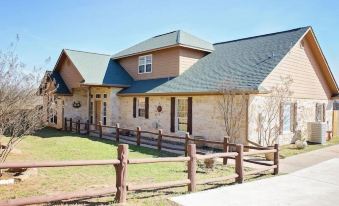 The Silver Spur Resort - Campsite