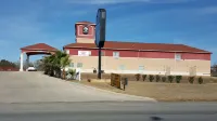 Executive Inn & Suites