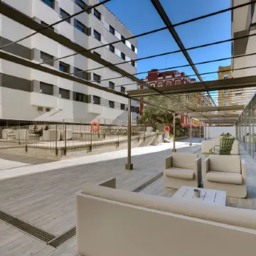Livensa Living Studios Valencia Marina Real
