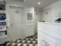 Domus Giordano Hotels near Portuense