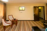 The Clarion Hotel - spa