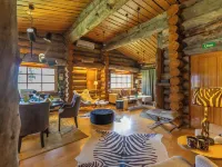 Kuukkeli Log Houses Teerenpesä - Premium Suite A48 Hotels in Saariselka