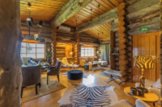 Kuukkeli Log Houses Teerenpesä - Premium Suite A48