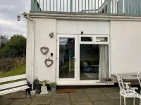 1 Bed Flat - Sleeps 5 - Parking - Garden - Pets - 3-stjärniga