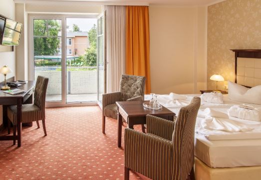 오스티호텔 빌렌 임 파크 수영장