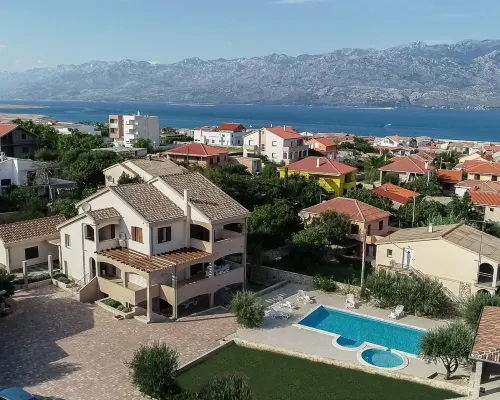 Villa Zlatni Dvori ZadarVillas Hotels in Opcina Razanac