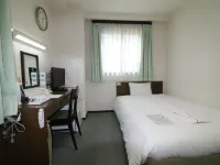Hotel Green Line Các khách sạn gần Trung tâm truyền thông Sendai