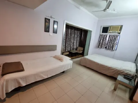 Hotel Raviraj Hotels in Deccan