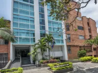 Hotel Suite舒適套房 Plaza de Toros La Macarena附近的飯店