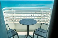 Hotel Capitol - Sea View