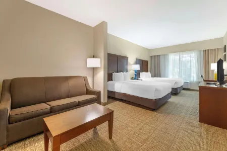 Comfort Suites Near Vancouver Mall Отели в г. Орчардс