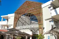 HG Tenerife Sur Hotels near Los Cristianos Market