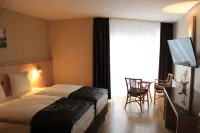 Park Hotel Kelmis Hotels in Рарен