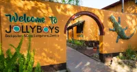 Jollyboys Backpackers