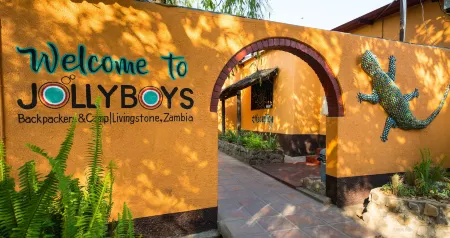 Jollyboys Backpackers and Camp