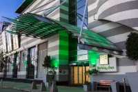 Holiday Inn JOHANNESBURG - ROSEBANK by IHG Hotels near Johannesburg Stadium