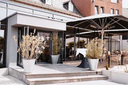 My Place Отели в г. Обер-Костенц