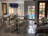 Airport Inn and Suites - Desayuno