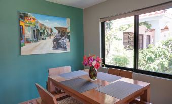 Isla Bonita Yacht Club