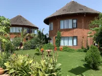 Marcelo Beach Club Hotels near Paroisse Sainte Lucie de Baguida