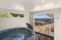 The Village Resort Hotels in Taupo